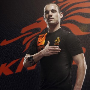 开云体育网站入口-海外车迷：不同国家的赛场狂欢文化揭秘，国外汽车比赛